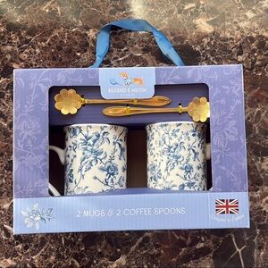 Floral Mug and Spoon Set - Blue and Gold